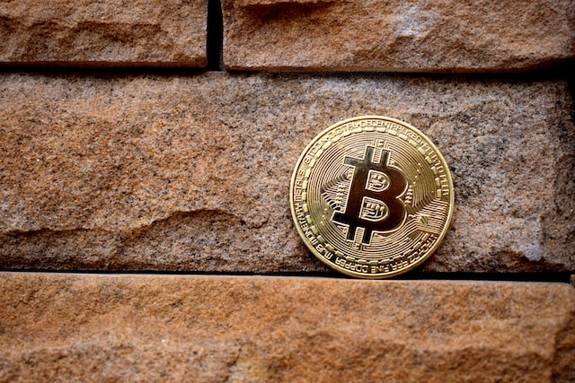 HedgeyFinance黑客將盜取的資金兌換成ETH